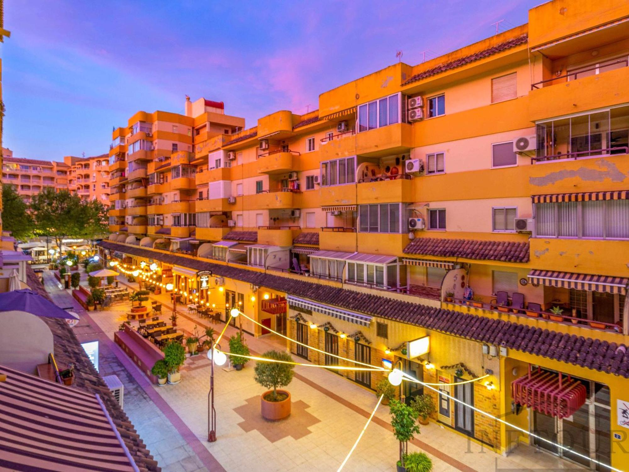 Inftour Apolo Apartamento 칼페 외부 사진